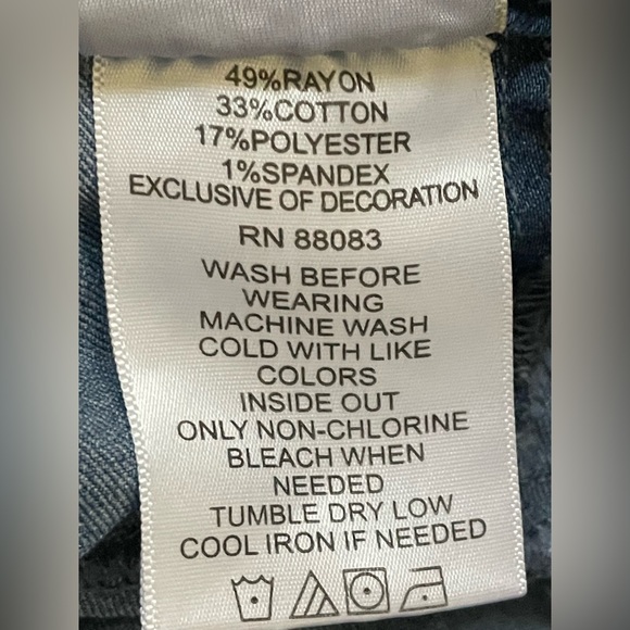 Hot In Hollywood Silky Denim Pull On Baby Bell Jeans Size 1X - Picture 3 of 9